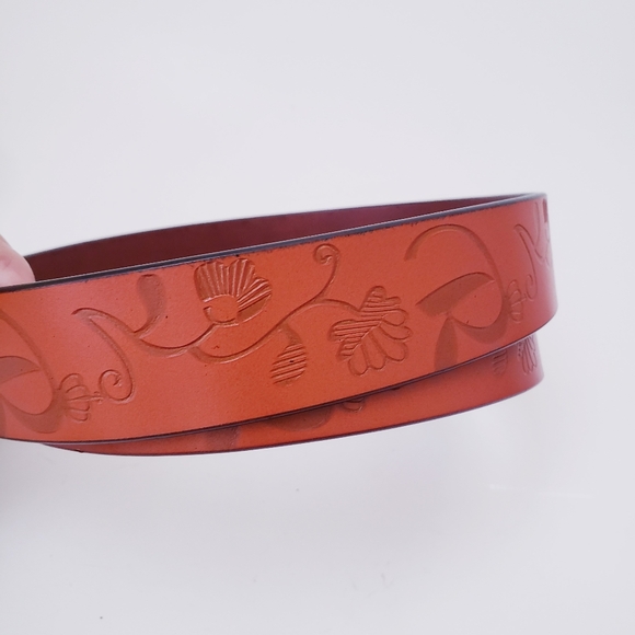 Tan Leather Belt with Brass Buckle - Picture 10 of 16